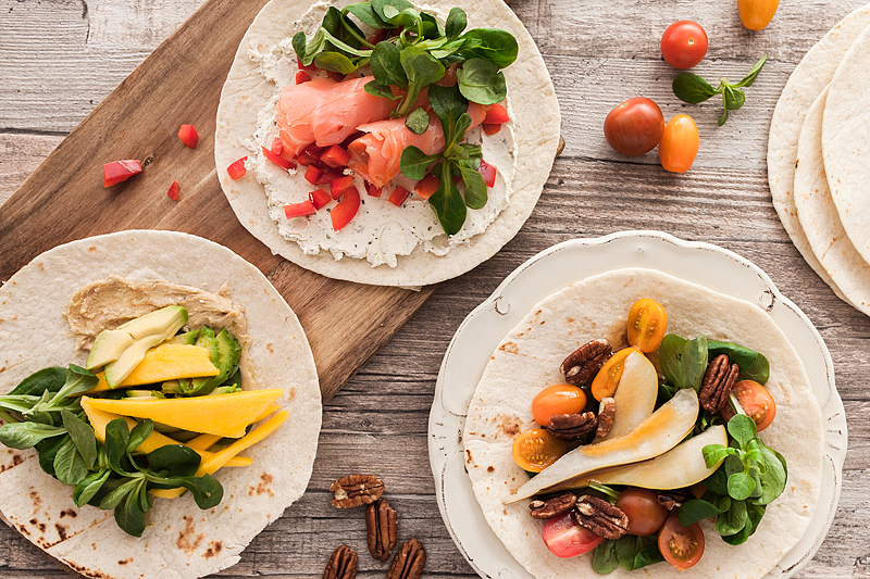 Those 3 quick & healthy Wrap Ideas will save the day, when you are tired and stressed out. Mango and Avocado with Cashew Butter, Salmon with Red Peppers and Fresh Cheese and Tomatos and Pear with Maple Syrup. See them all on Purple Avocado.