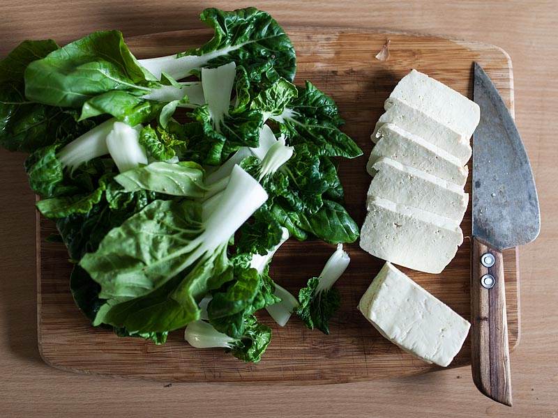 I visited a dear friend in Berlin recently. June from Food is taking over freestyled a badass Ramen Recipe accompanied by some lovely Onigiri. Find the recipes on her blog and at Purple Avocado.