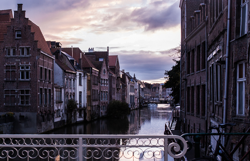 Which place is more beautiful - Ghent or Bruges? We made up our minds already