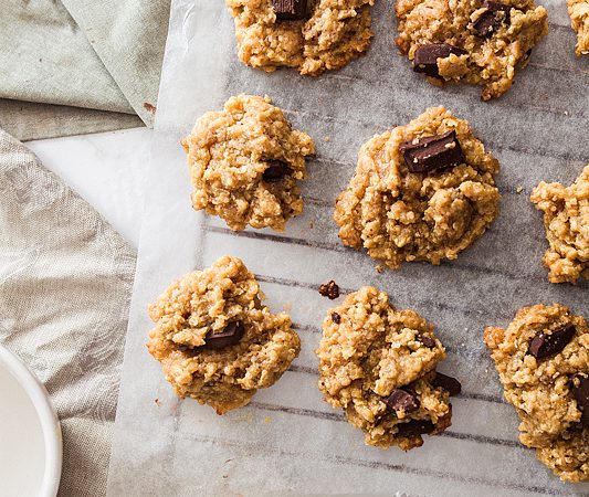 The best chocolate chip cookie recipe of all time! Super soft and delicious. The last cookie recipe you will ever need.
