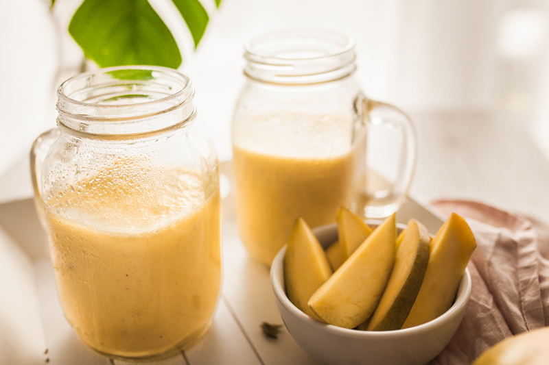 The Mango Lassi - a refreshing yoghurt drink from india - is the perfect summer recipe or side to your hot and spicy food. Even the vegan Mango Lassi is easily made. Foodstyling and Food Photography from Purple Avocado / Sabrina Dietz