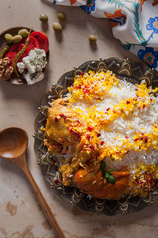 Zereshk polo ba morgh – Reis mit Berberitzen und Hühnchen